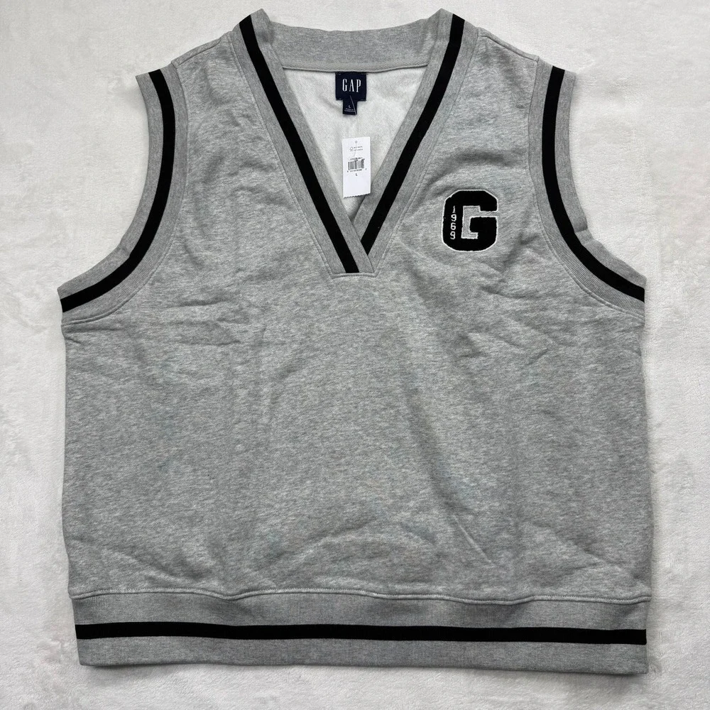 Gap 1969 Mens Varsity Sweatshirt Vest Gray V-Neck G Patch NWT Large 432356-00-1
